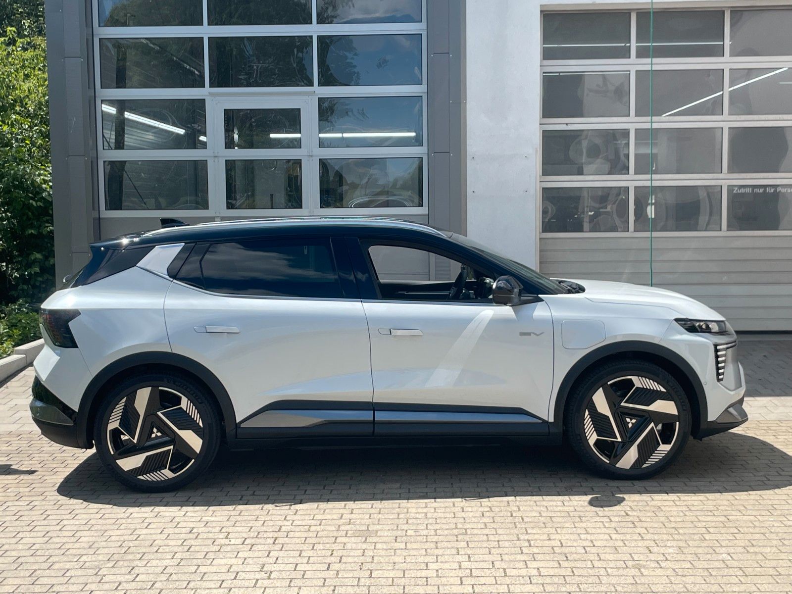 Mitsubishi Eclipse Cross 160 kW Diamant Top imagem 2