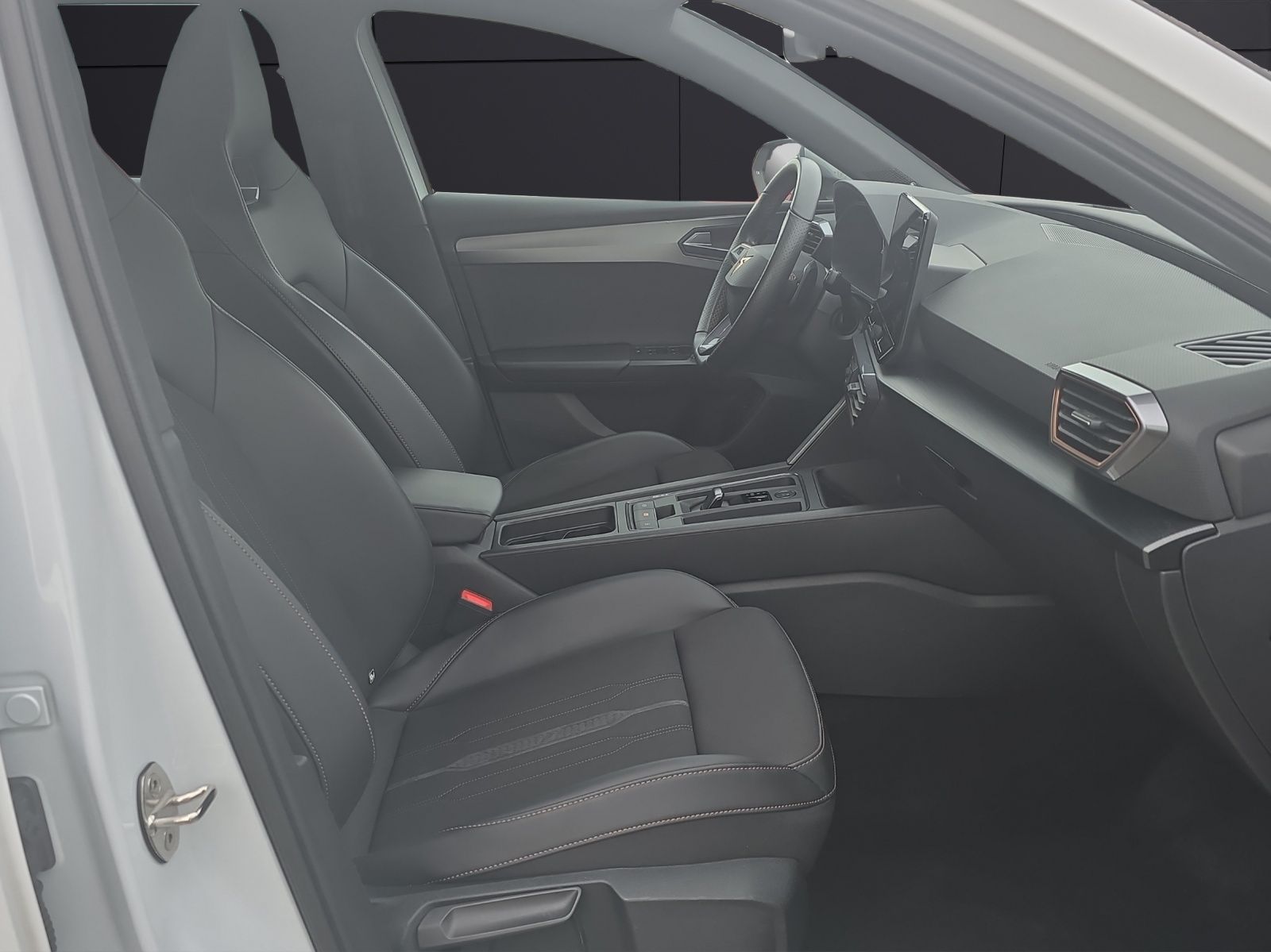 Fahrzeugabbildung CUPRA Leon Sportstourer VZ 2.0 TSI 4Drive DSG AHZ ACC