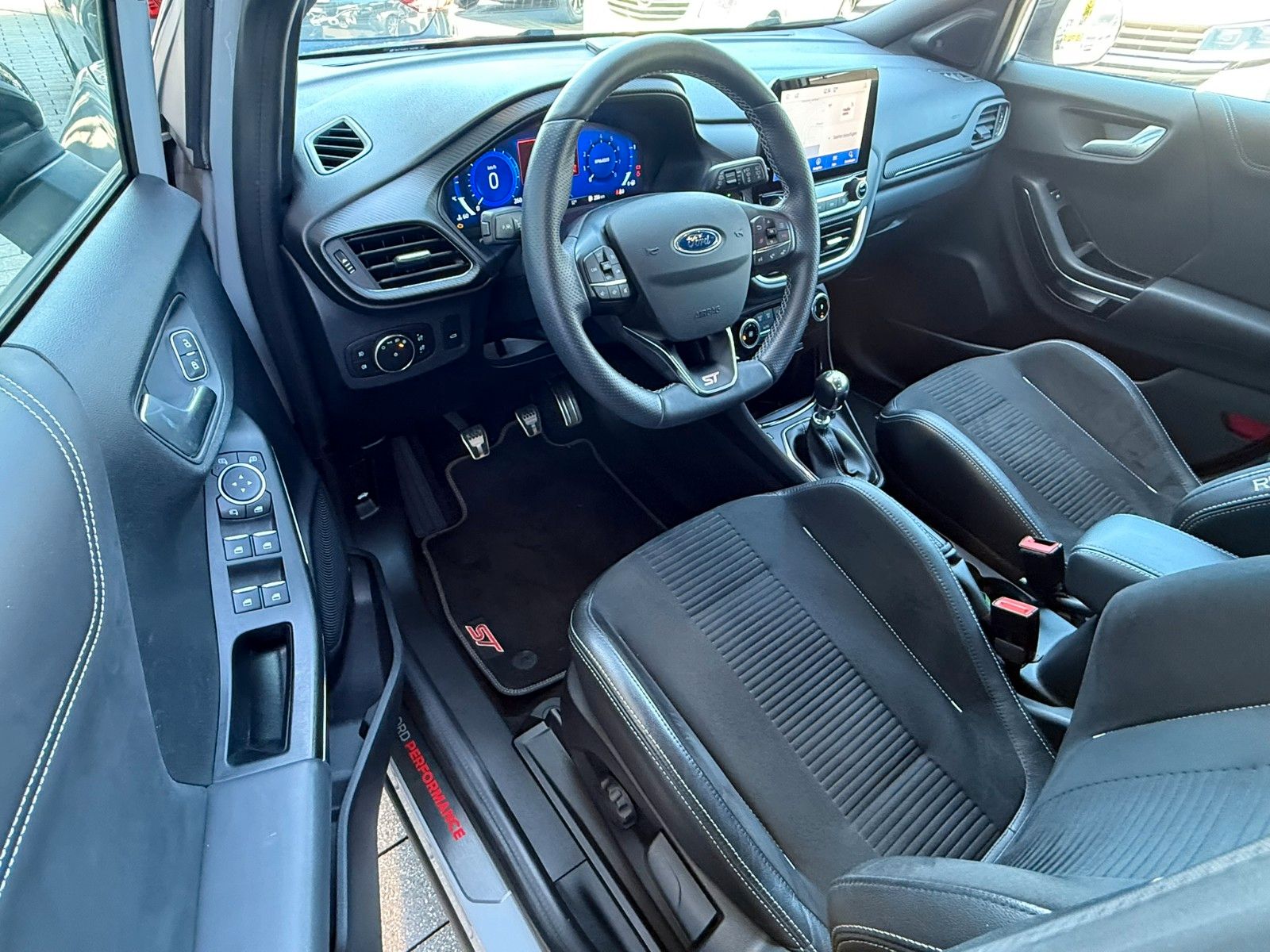 Fahrzeugabbildung Ford Puma ST X  Performance-Paket,Navi,Sitzh.,Kamera