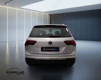 Volkswagen Tiguan - 5