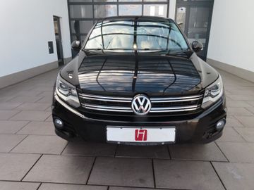 Volkswagen Tiguan - 2
