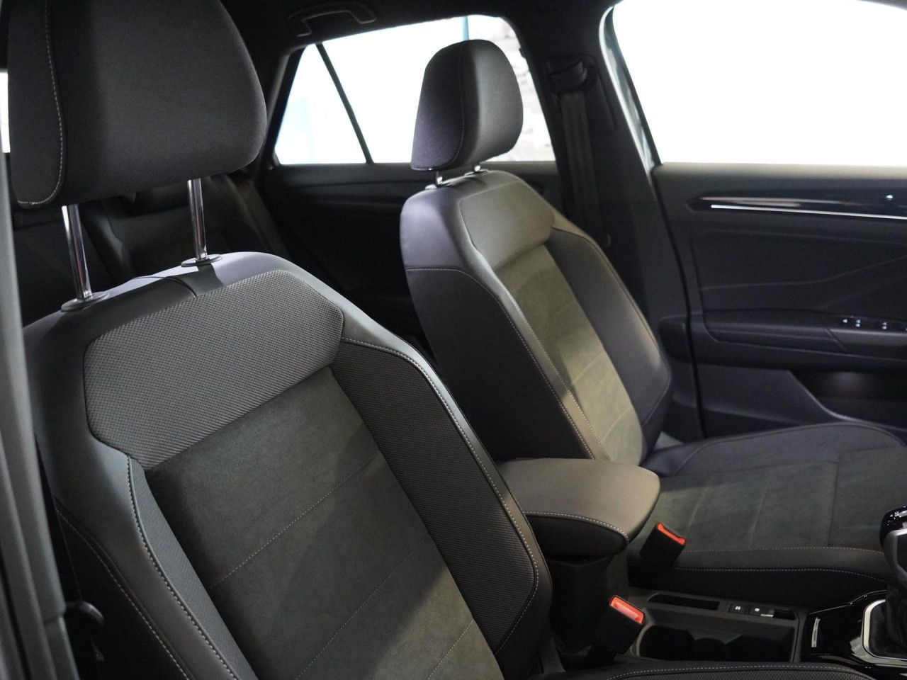 Volkswagen T-Roc 2.0 TDI Style Black Style IQ AHK KAMERA foto 12