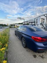 BMW M550i xDrive A - - BMW M550: Automatik