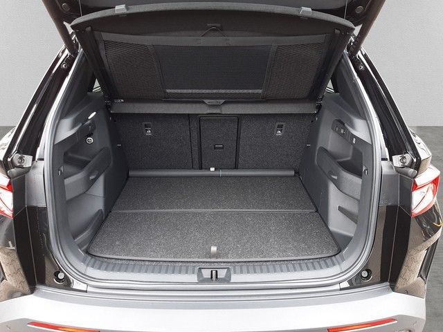 Fahrzeugabbildung Skoda Elroq 85x Sportline AHK Matrix Kamera HuD 21"