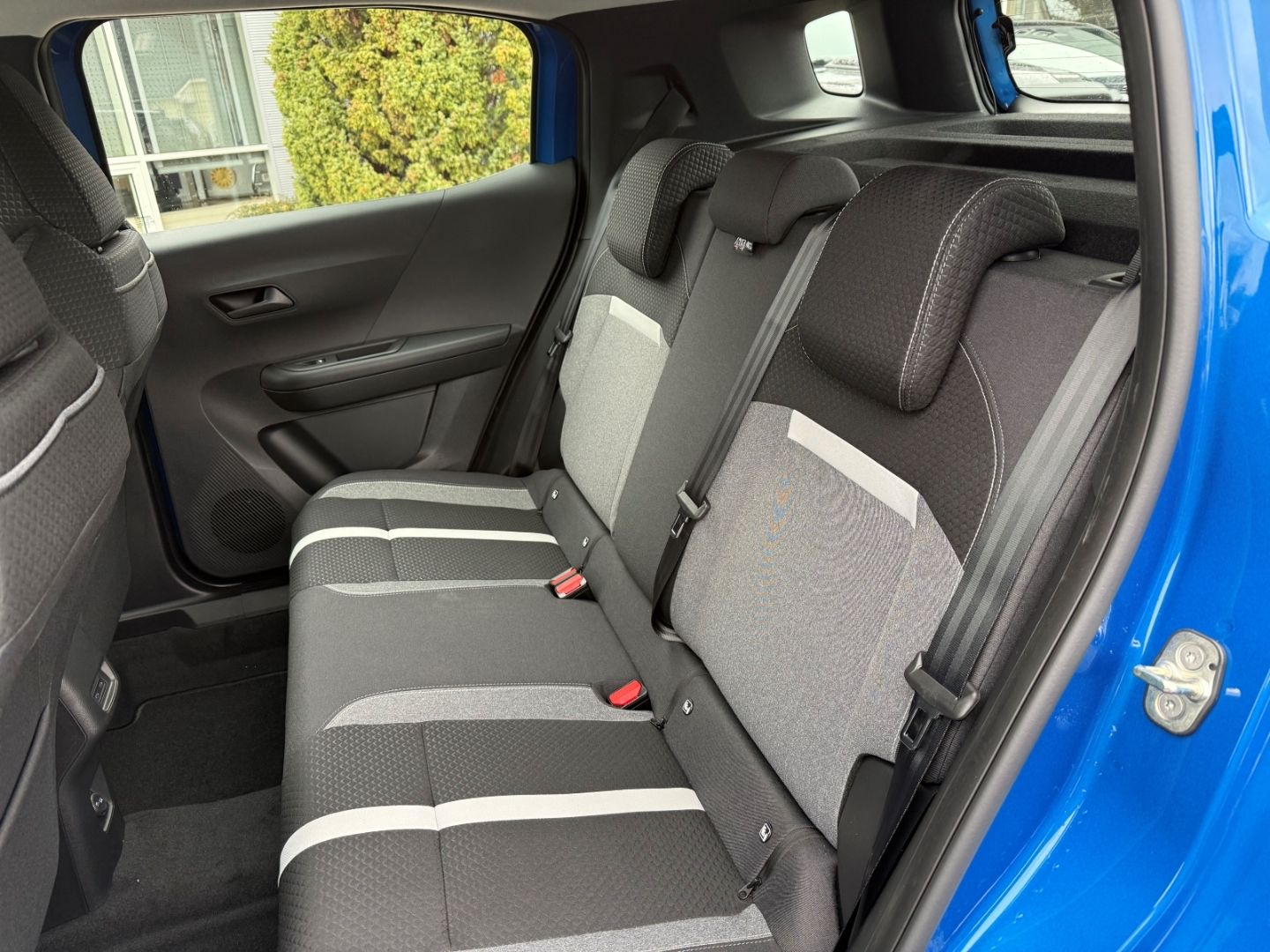 Fahrzeugabbildung Opel Frontera Edition 1.2 SHZ+LHZ+Kamera+Allwetter