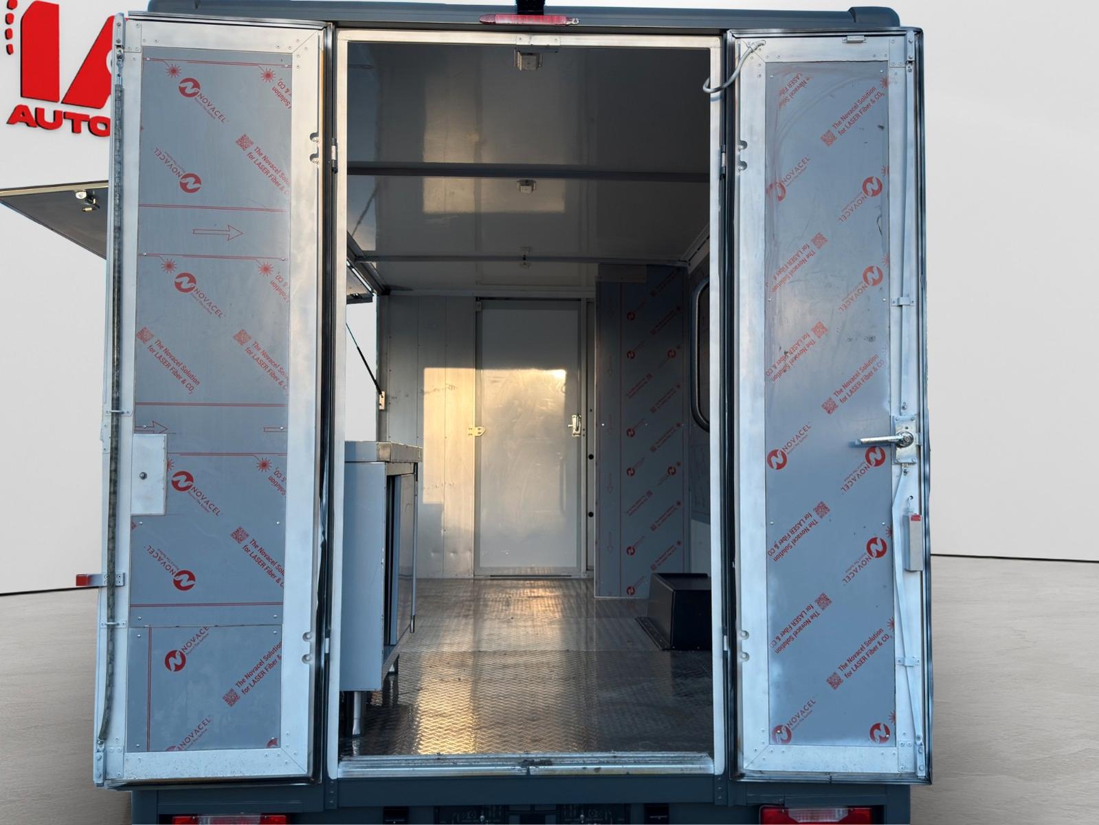 Iveco Han Foodtruck & Imbisswagen & Verkaufswagen