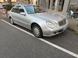 Mercedes-Benz Ich verkaufe Mercedes E320 - Mercedes-Benz E 320 in Karlsruhe
