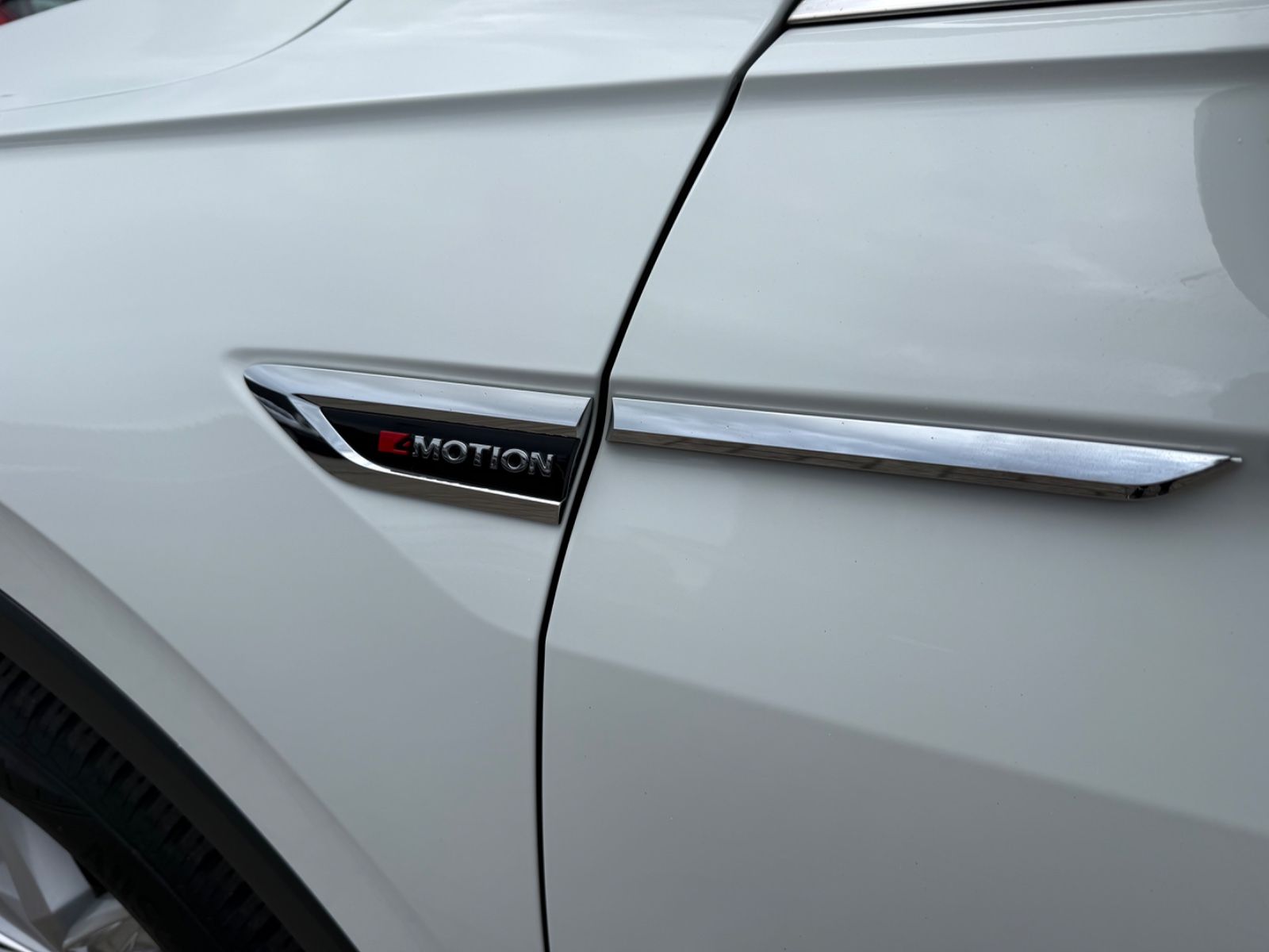 Tiguan Allspace Highline 4Motion*7-SITZER*NAVI*2