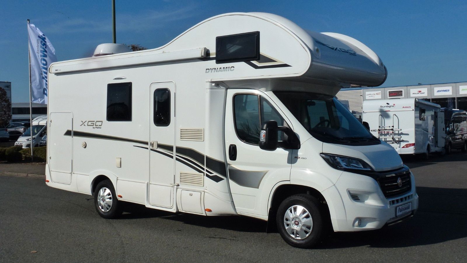 Fahrzeugabbildung XGO Dynamic 27 - 6 Schlaf- und 6 Sitzplätze -