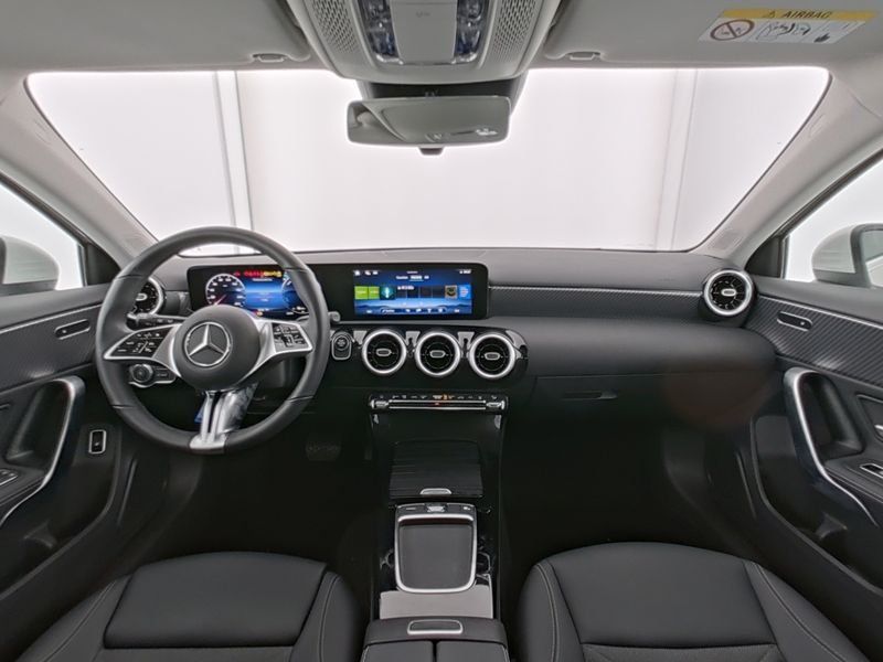 Fahrzeugabbildung Mercedes-Benz A 250 e Progressive *Totwinkel*360°*LED*Kamera*