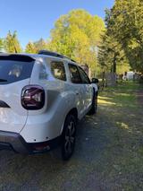 Dacia Duster LPG gepflegt AHK 8fach bereift