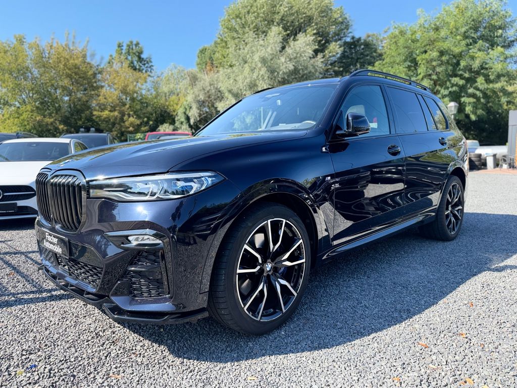 Image of BMW X7