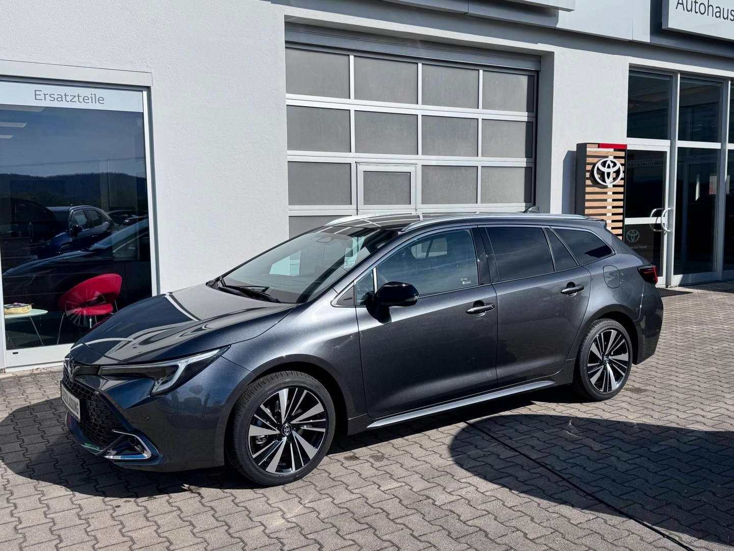 Toyota Corolla 2,0 l Hybrid TS, Teamplayer + Technik P
