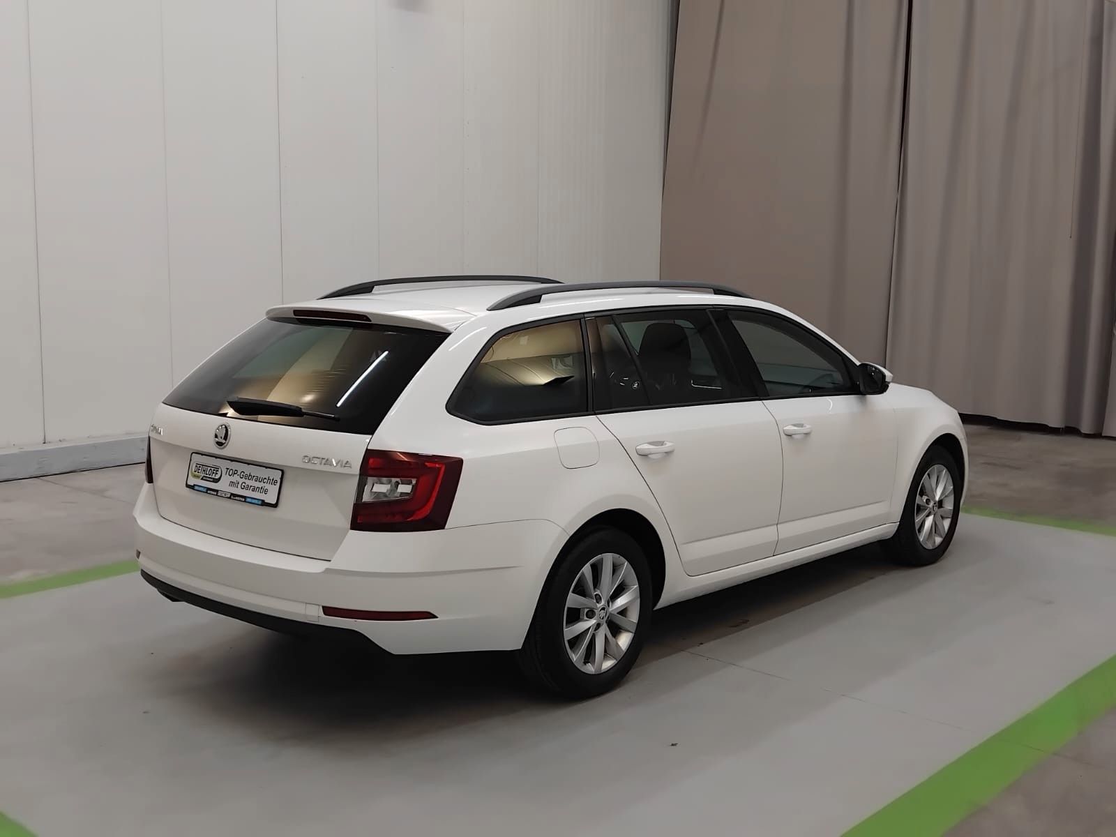 Skoda Octavia (08/2019, Benzin)
