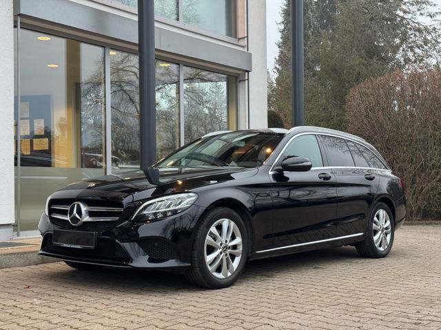 MERCEDES-BENZ C 180 d T-Modell / KAMERA / NAVI / AVANTGARDE MERCEDES-BENZ C 180 d T-Modell / KAMERA / NAVI / AVANTGARDE