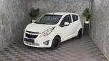 Chevrolet Spark 1.0 LS / 4 Zylinder / 5 TÜREN / KLIMA / CD - weiße Chevrolet Spark