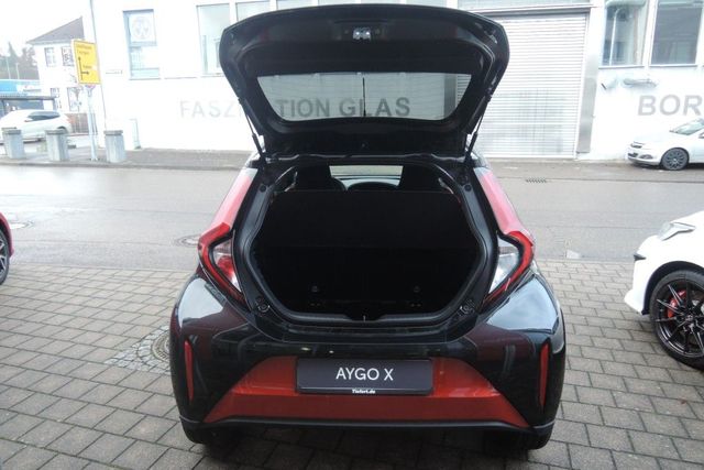 Aygo X 1.0 Pulse