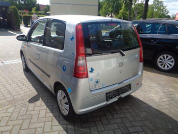 Bild 4 Daihatsu Cuore 1.0 Blu AC 3DR RADIO CD BT USB FREI GJR