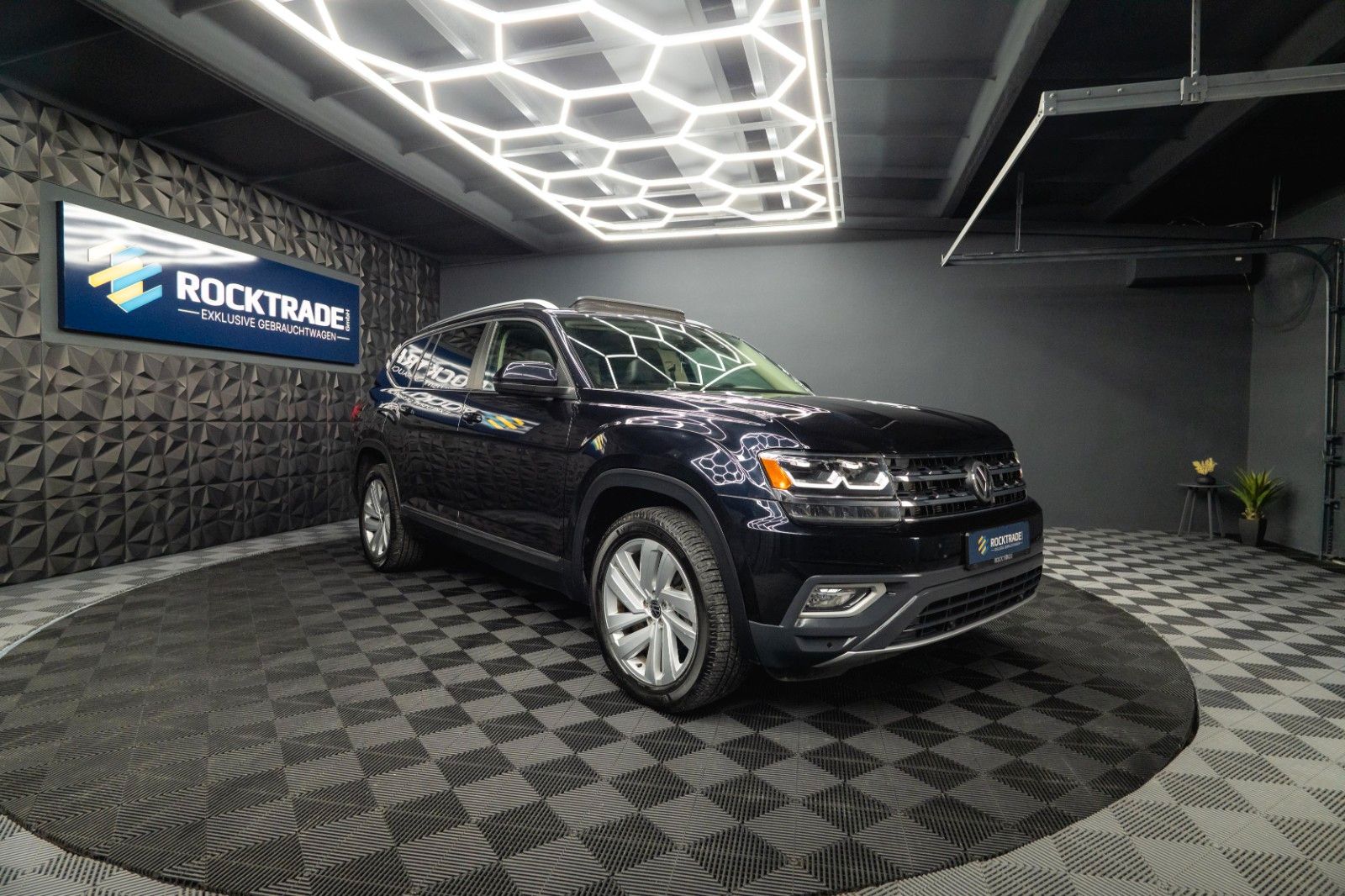 Fahrzeugabbildung Volkswagen ATLAS 3.6 4x4 SEL PREMIUM *7 Sitze*Pano*ACC*LED*