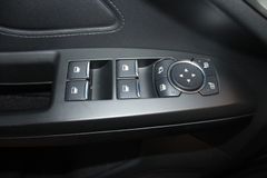 Fahrzeugabbildung Ford Focus 1,5 EcoBlue Titanium Turnier Winter Paket