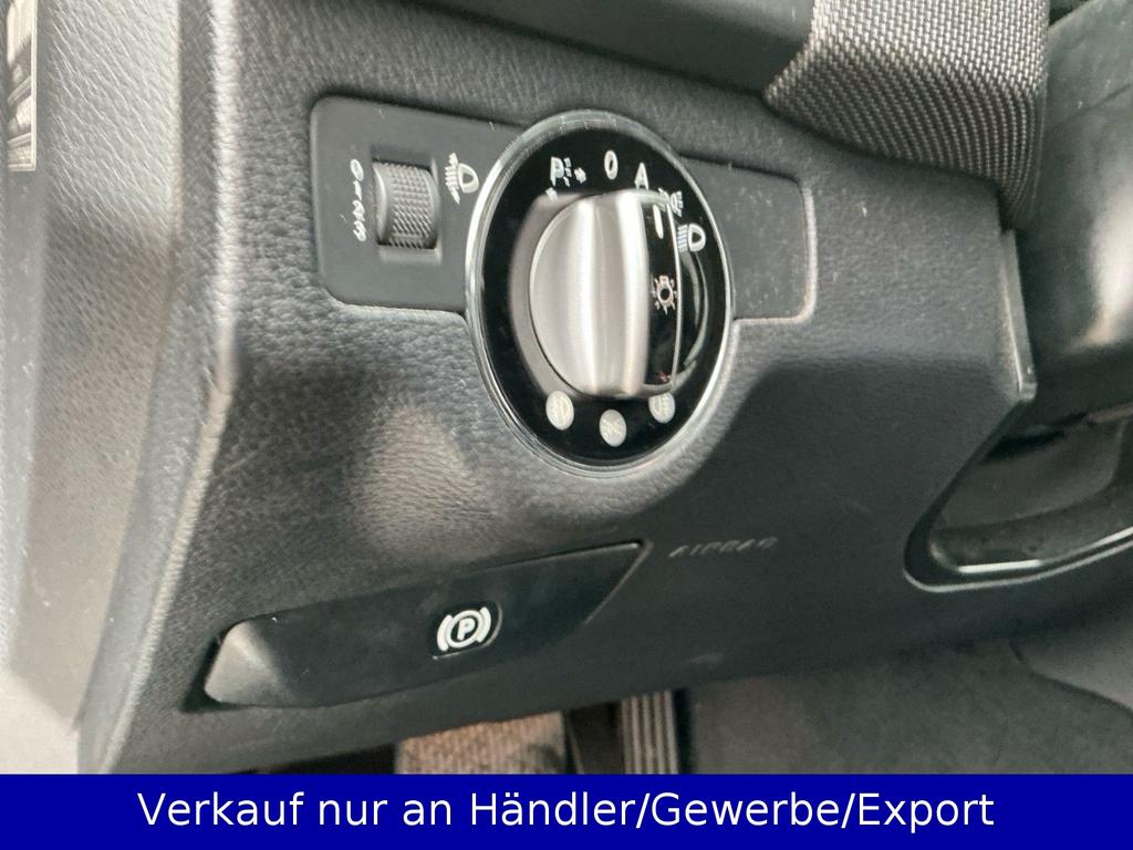 Mercedes-Benz GLK 320