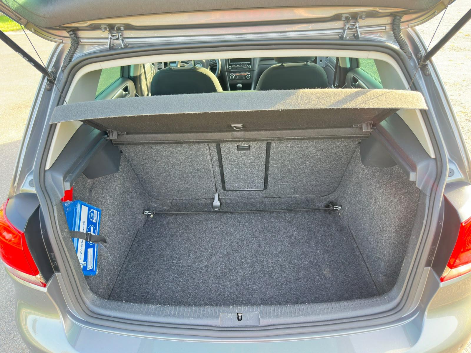 Volkswagen Golf 2011 — photo 11