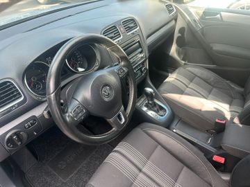 Volkswagen Golf - 10