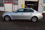 BMW 5 Limousine 525d Automatik Xenon-Schweinwerfer - BMW 525 aus 2005: 525d