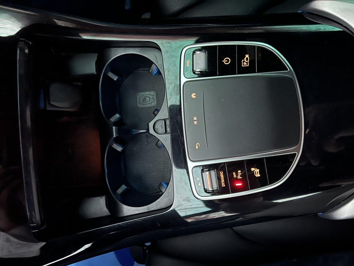 Mercedes-Benz EQC   400 4Matic (293.890)