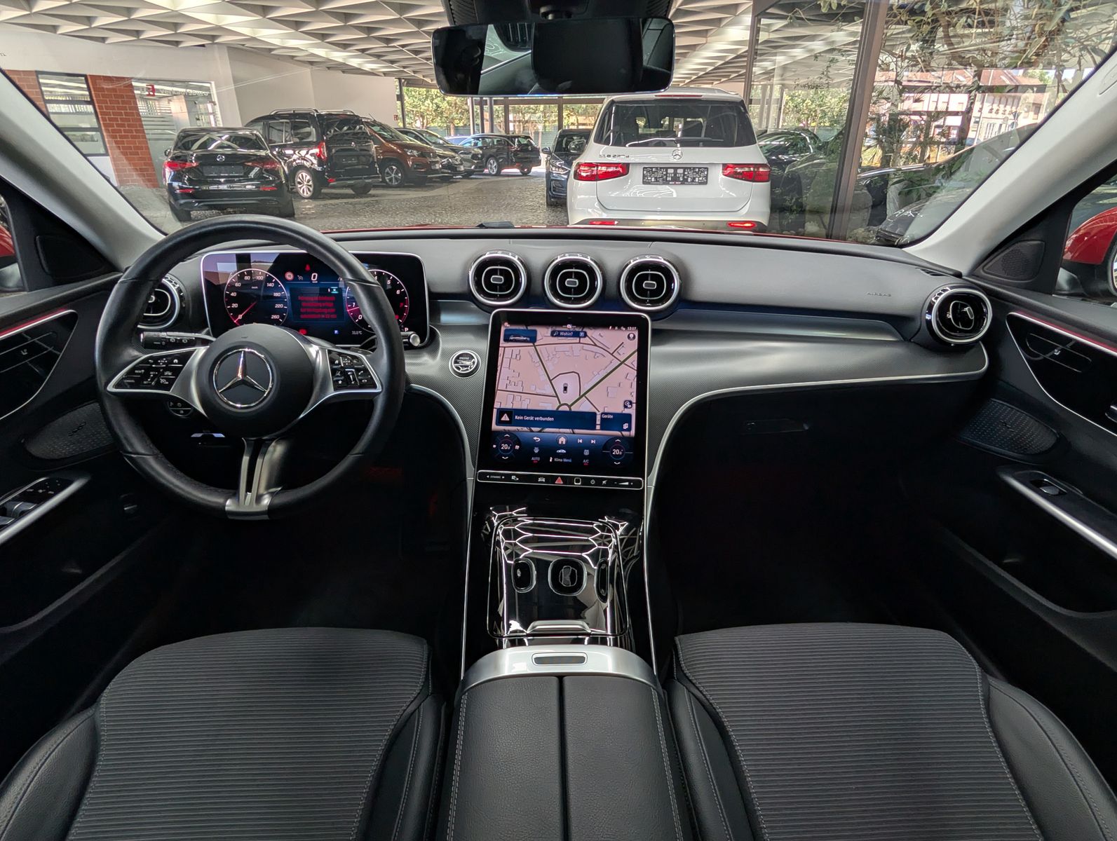 Fahrzeugabbildung Mercedes-Benz C 180 T AVANTGARDE MBUX AHK KAM VIRT AMBI WINTER