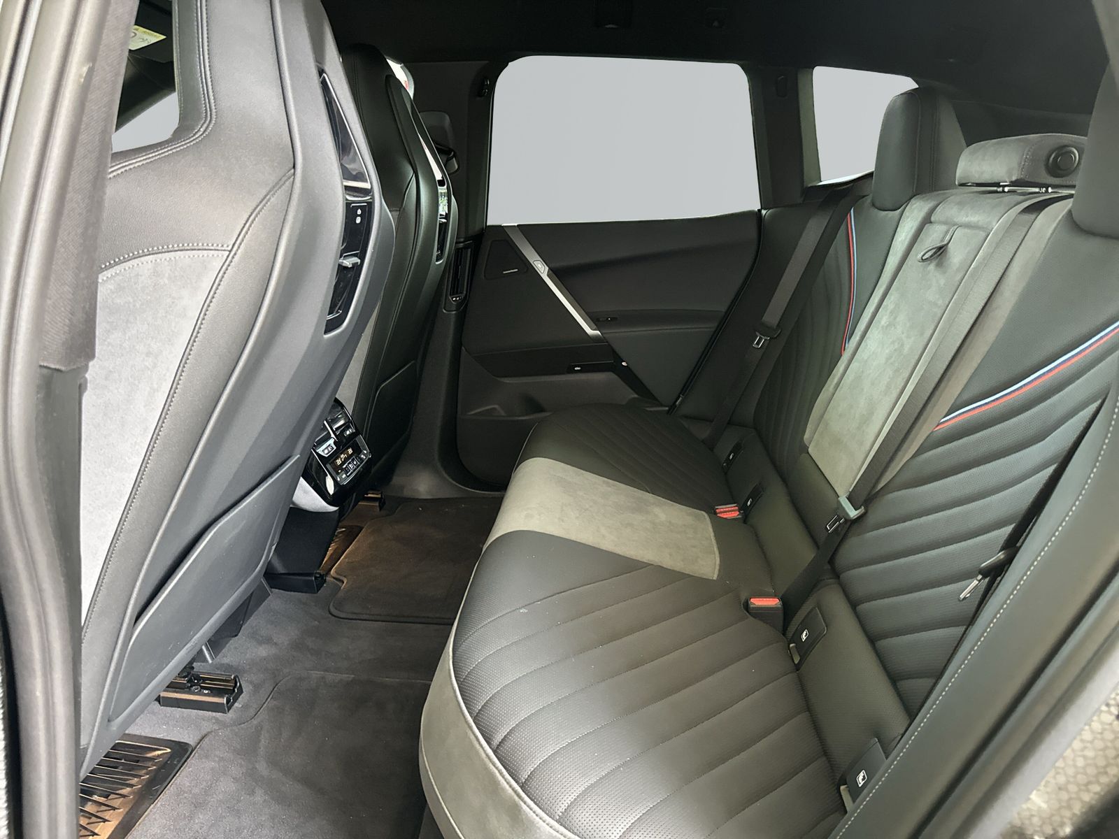BMW iX - Bild 9