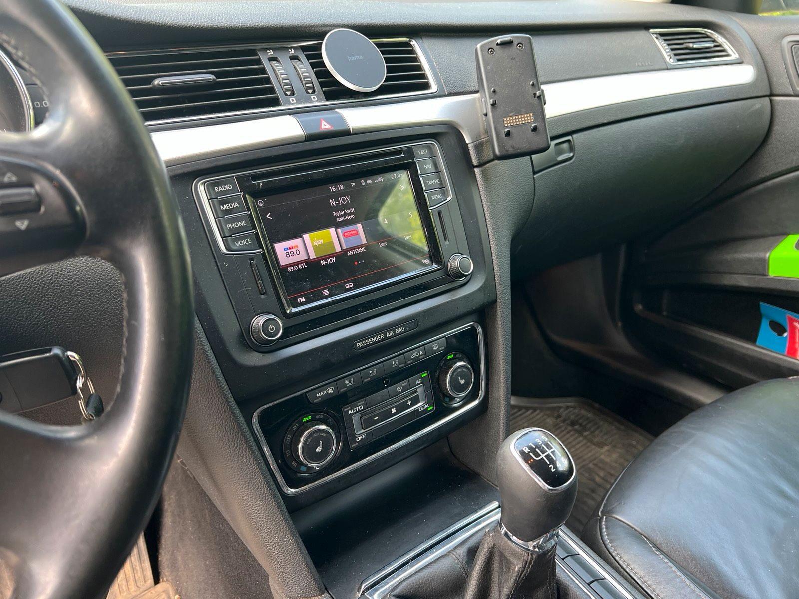 Skoda Superb 2010 — photo 13