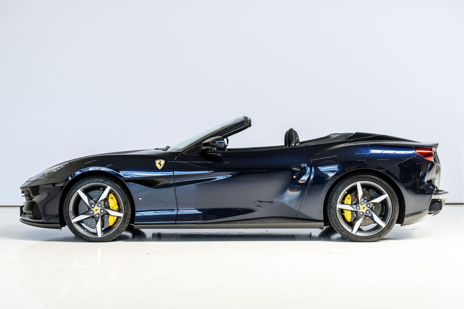Ferrari Portofino M 3.9 V8 Full carbon int + ext, JBL, s imagem 3