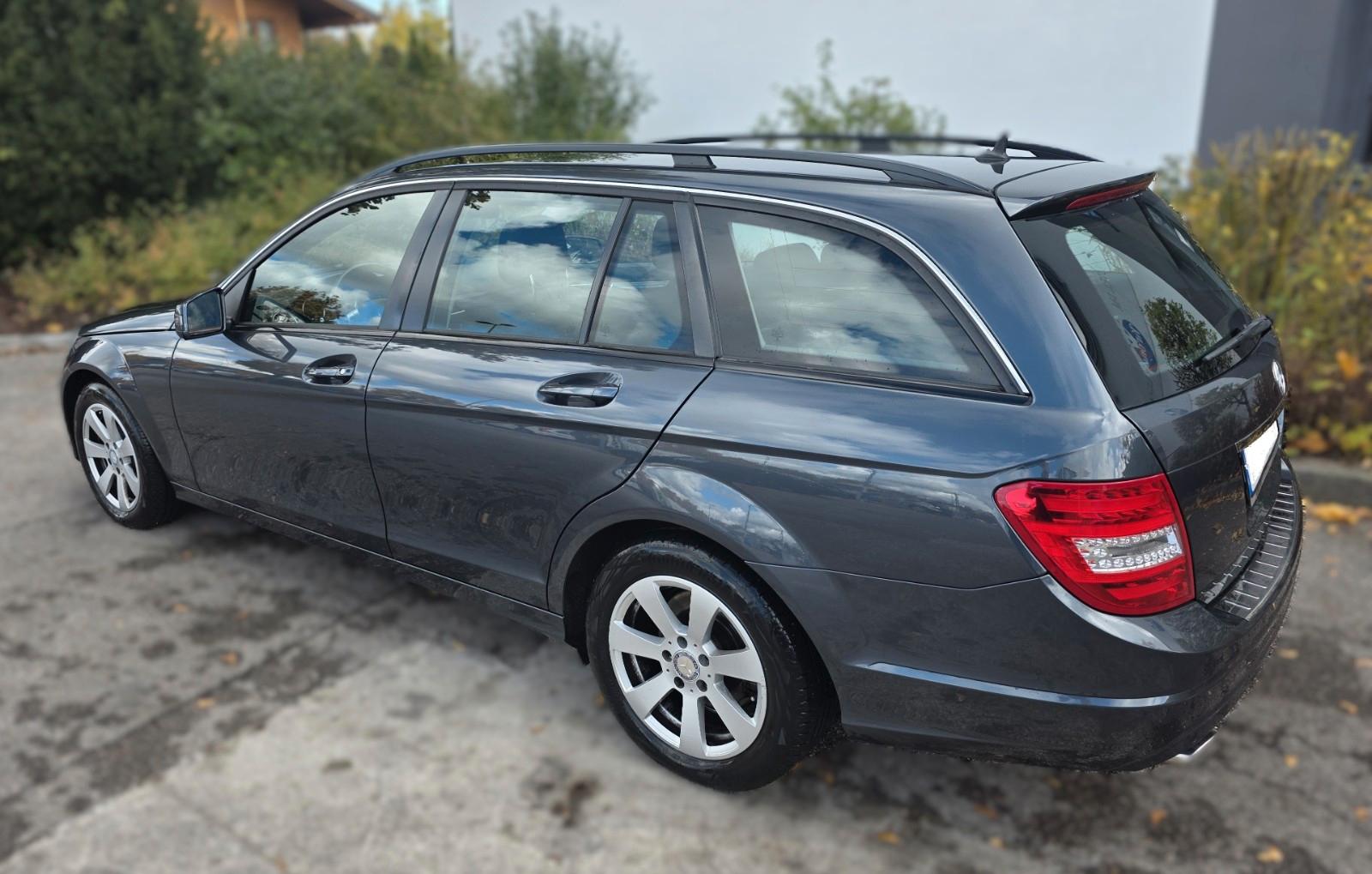Mercedes-Benz C220 2014 — interior