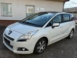 Peugeot 5008 Business-Line *NAVI*HUD*SHZ*7 SITZER* - Peugeot 5008: Business Line