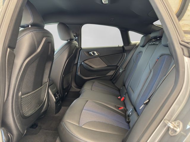 Fahrzeugabbildung BMW 218i Gran Coupé M Sport+LED+Kamera+ACC+H&K