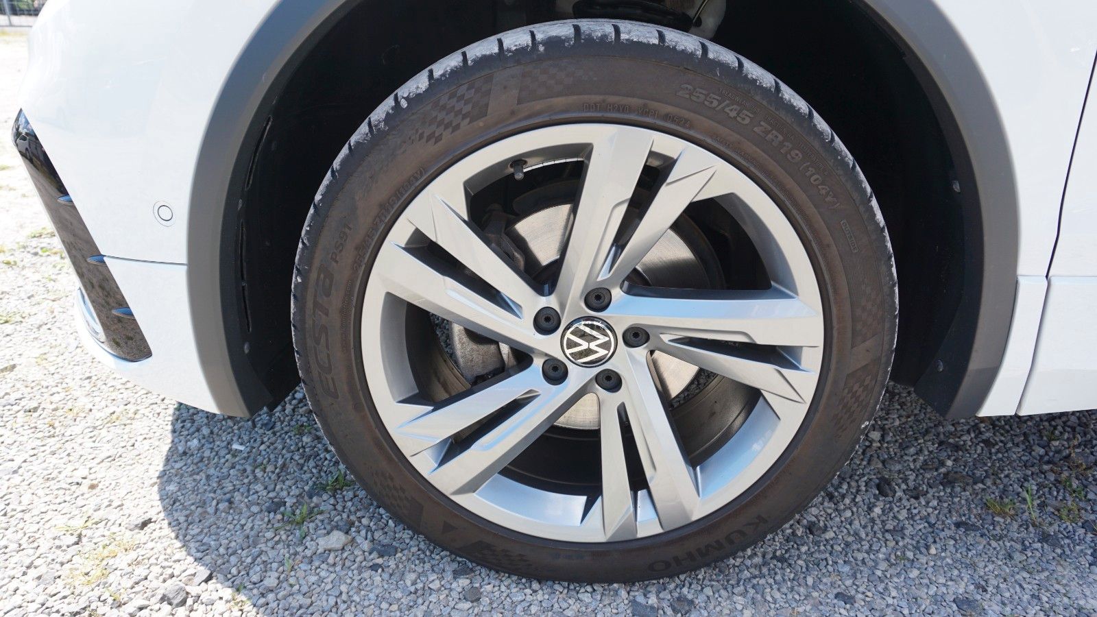 Fahrzeugabbildung Volkswagen Tiguan Allspace R-Line 4M LED,Navi,PDC,AHK