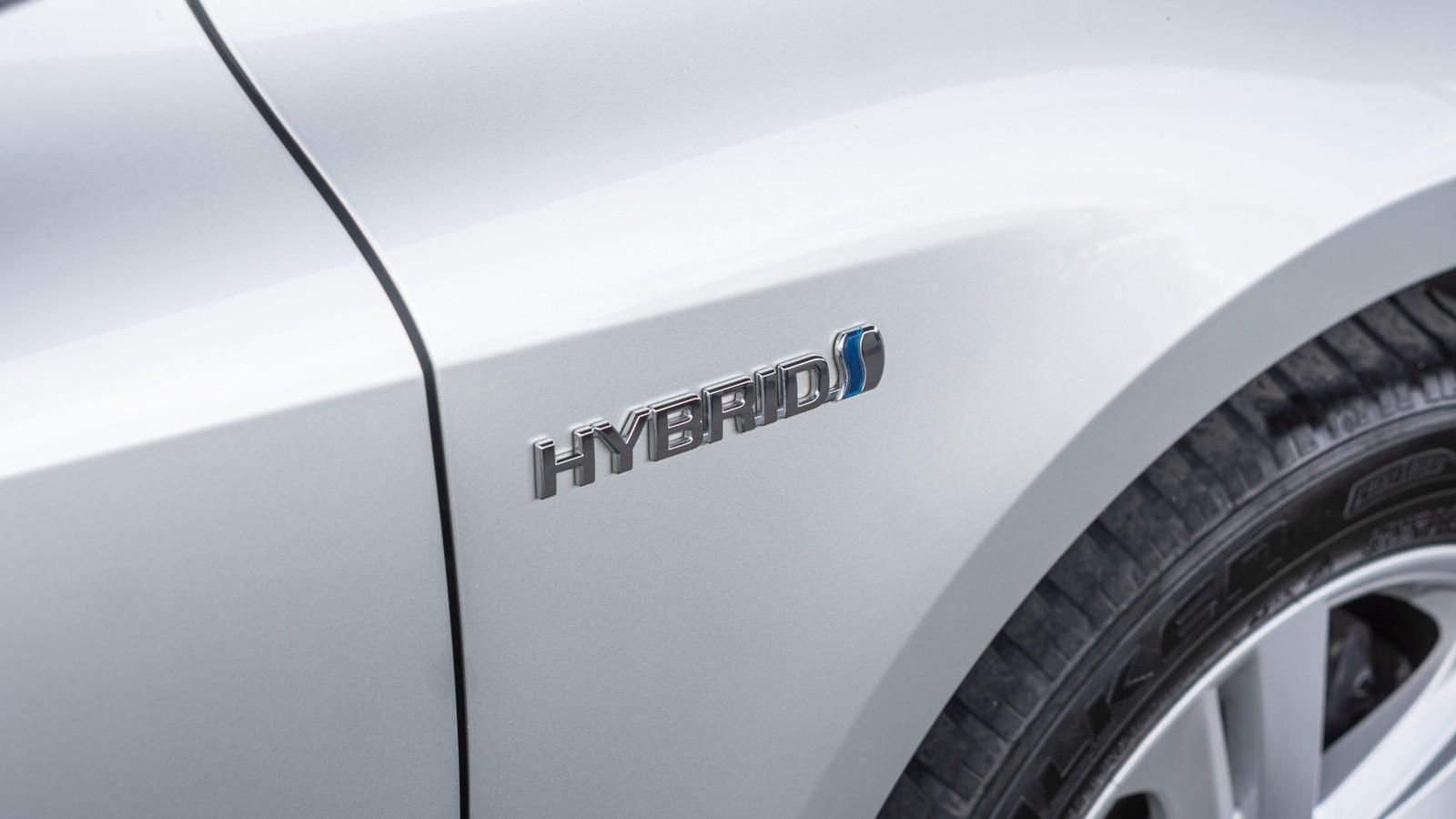 Suzuki Swace 1.8 Hybrid Comfort+ KAM*ACC*TOT*HYBR*2.Hd