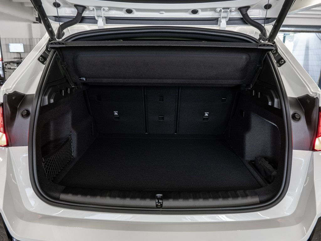 BMW iX1 - Bild 12