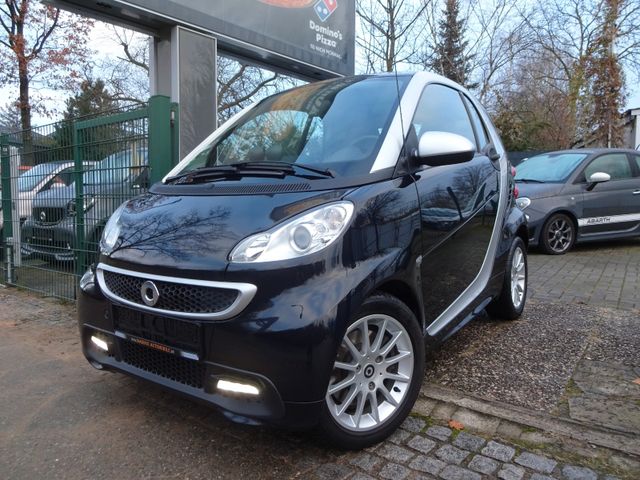 Smart ForTwo coupe 62kW, Servo, SHZ,Panorama, LED