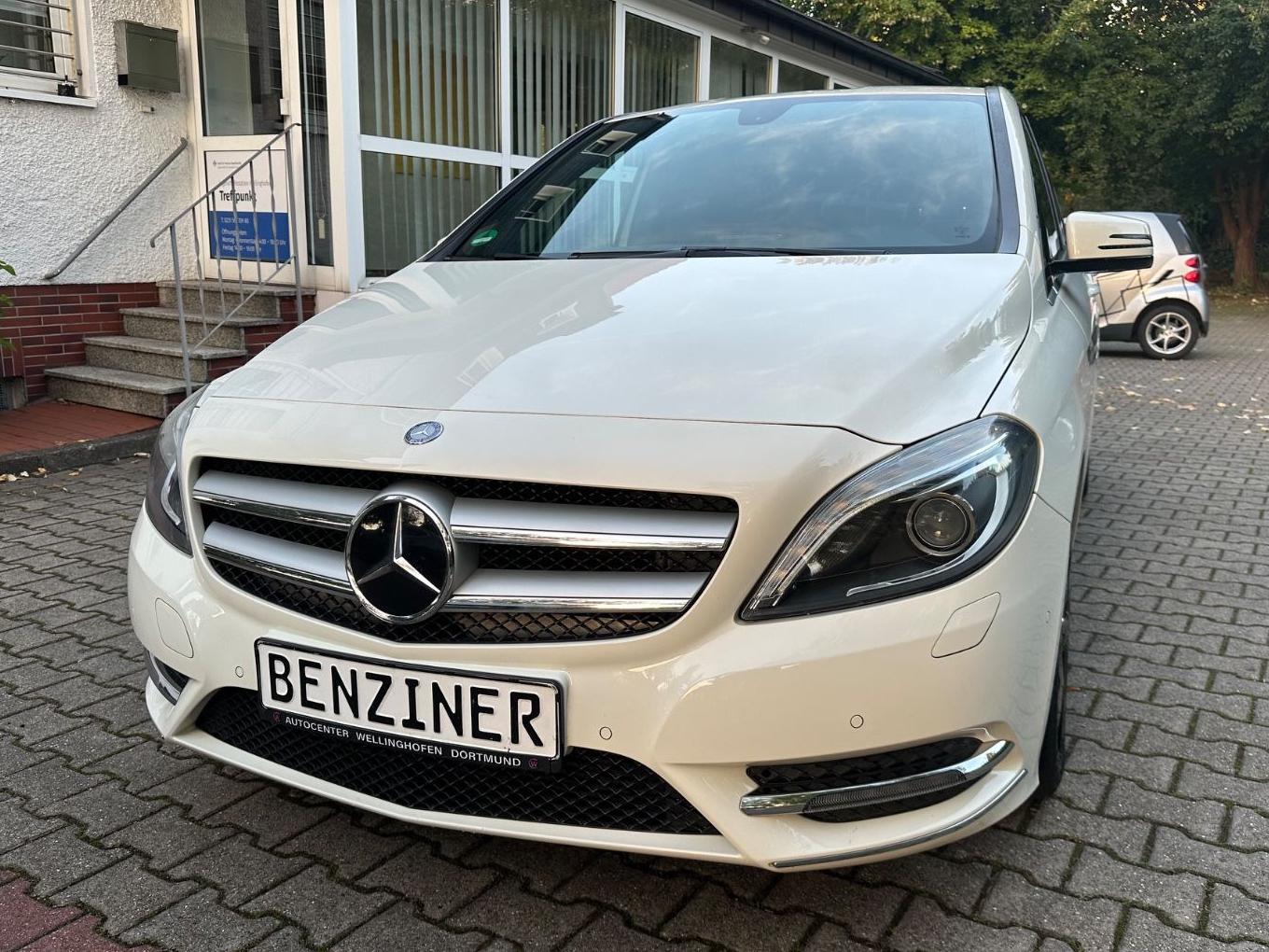 Mercedes-Benz B 180/Navi/