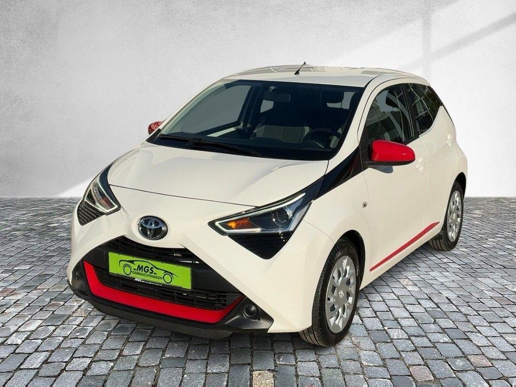 Image of Toyota Aygo (X)
