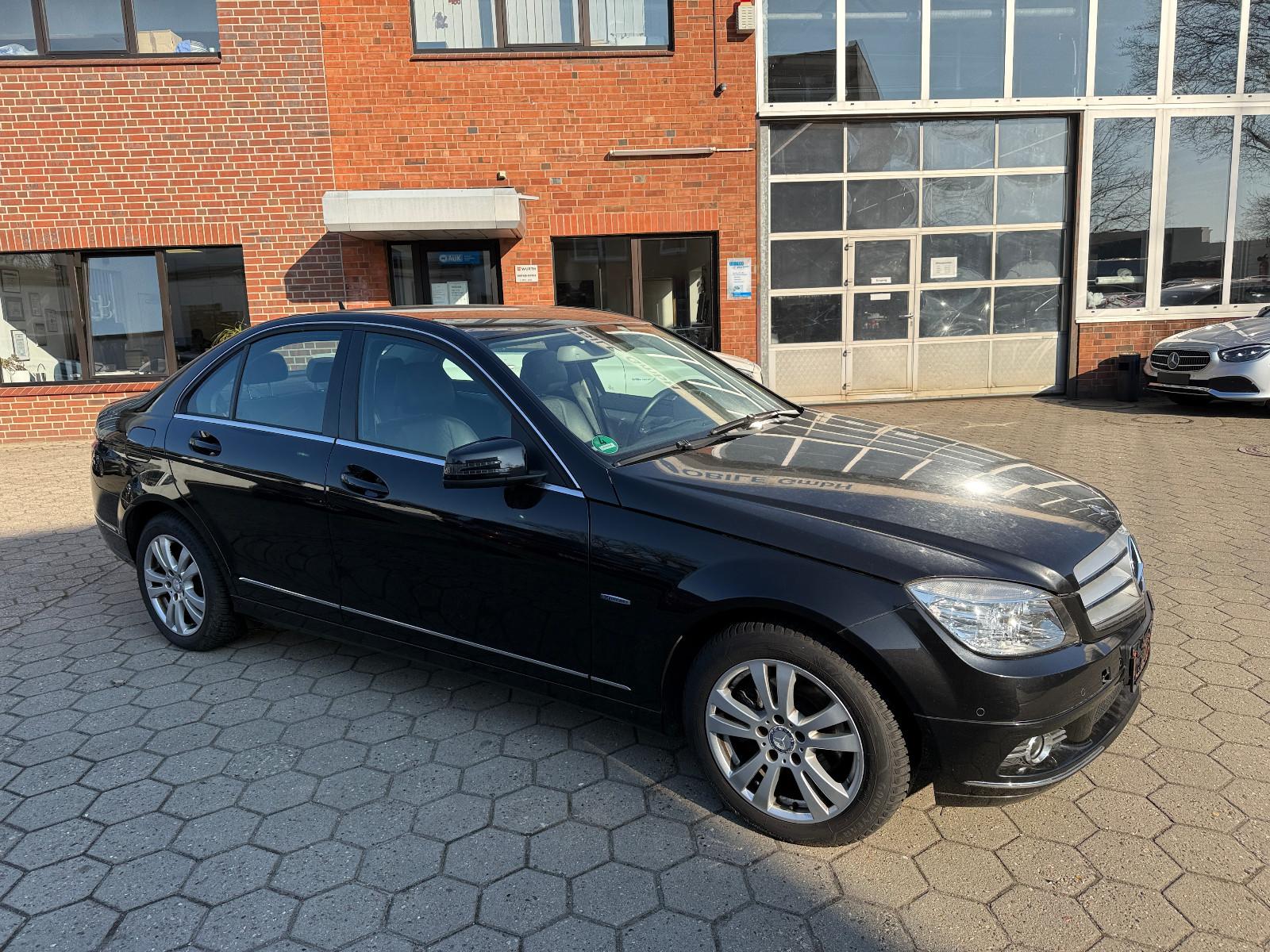 Mercedes-Benz C 180 CGI Avantgarde AUT/NAVI/PTS/SHZ/LMR/87Tkm