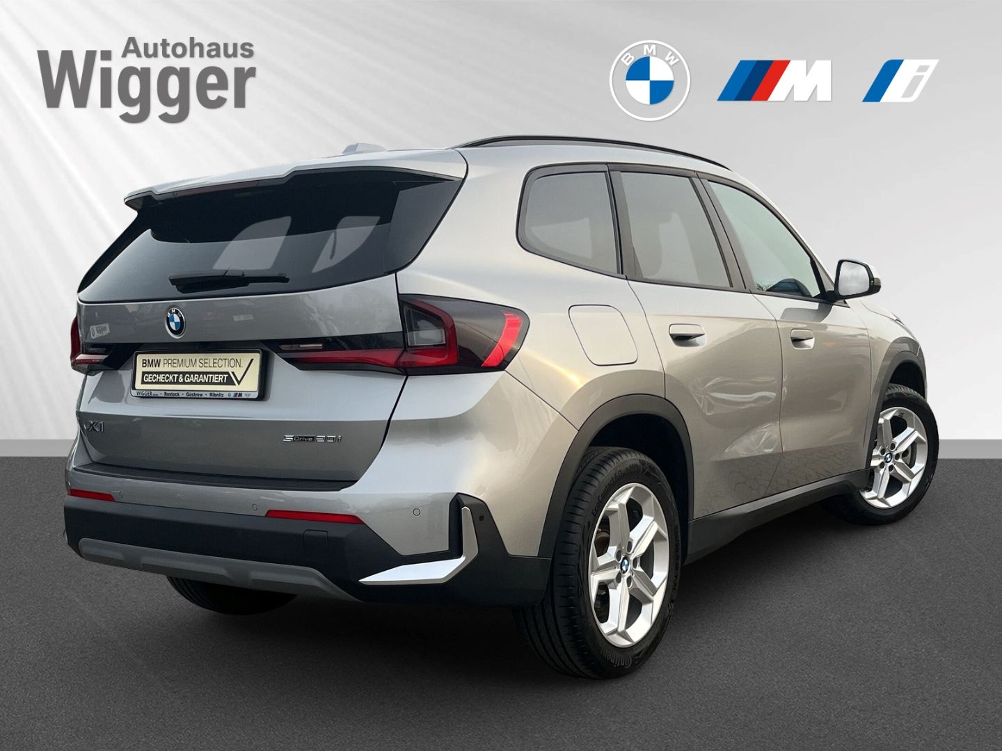 BMW X1 20i sDrive HUD AHK Panoramadach Navi LED ACC foto 3