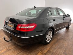 MERCEDES-BENZ E 250 CDI / AHK / NUR 89.tKM / TOP AUSST./ MERCEDES-BENZ E 250 CDI / AHK / NUR 89.tKM / TOP AUSST./