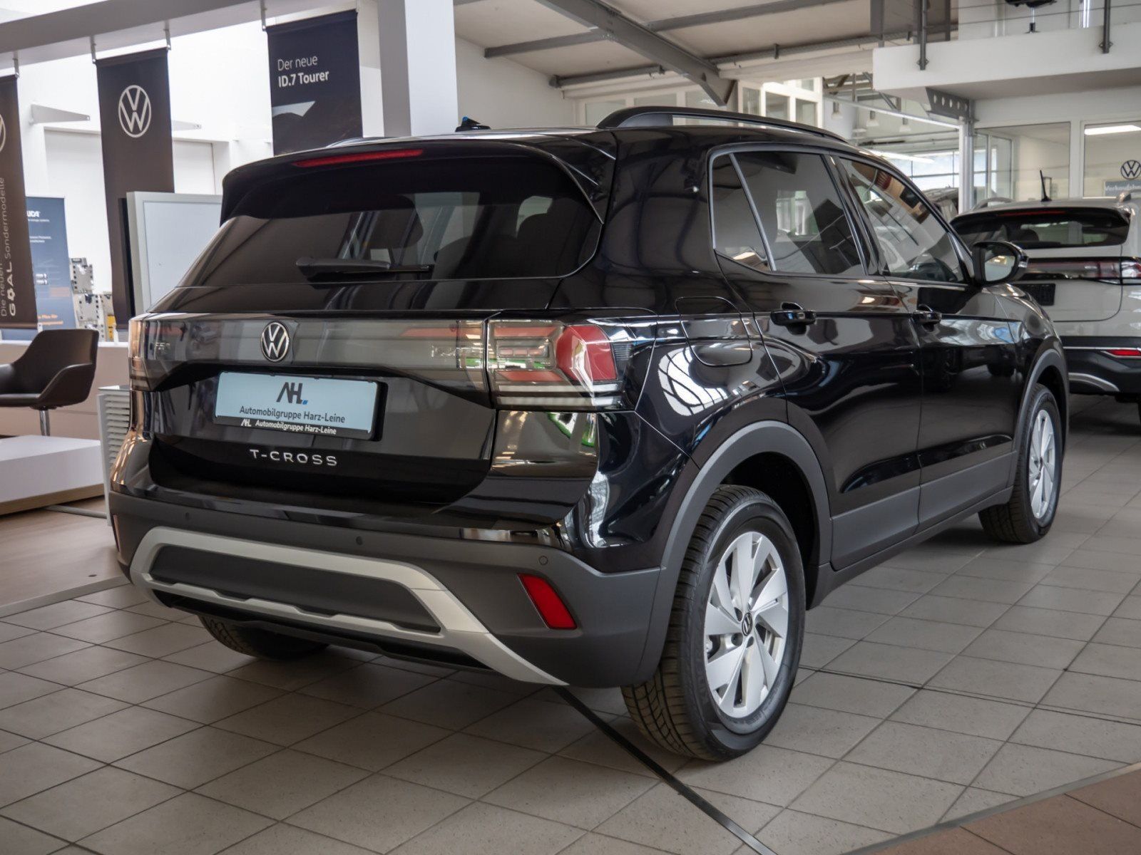 Volkswagen T-Cross Life 1.0 l TSI OPF DSG 2xKlima AHK AUT foto 5