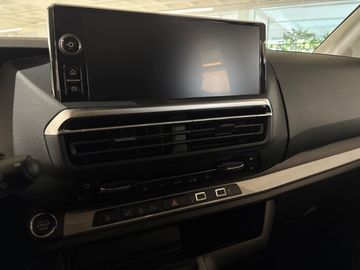 Opel Zafira Life - 12
