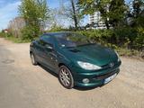 Peugeot 206 CC Roland Garros 110 Roland Garros Cabrio  - Peugeot 206: Roland Garros