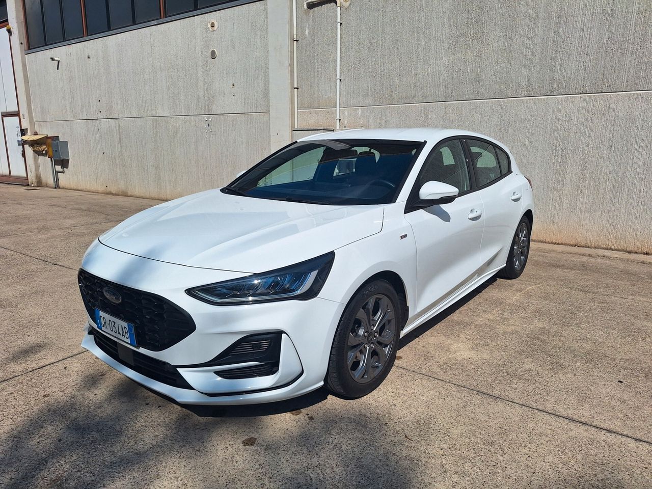 Ford Focus 1.0 EcoBoost Hybrid 125 CV 5p. ST-Lin imagem 3