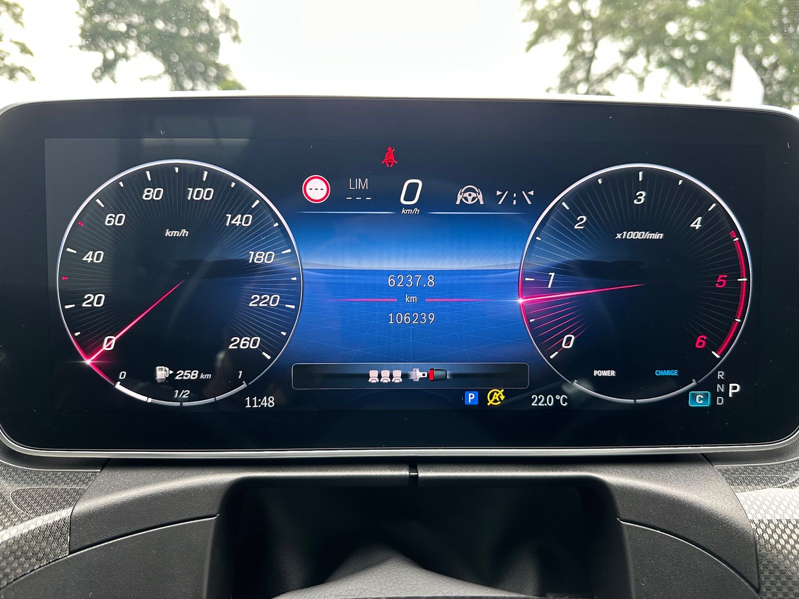 Fahrzeugabbildung Mercedes-Benz C 220d T AMG Line NAV+LED+ACC+KAMERA+PANO+STHZG
